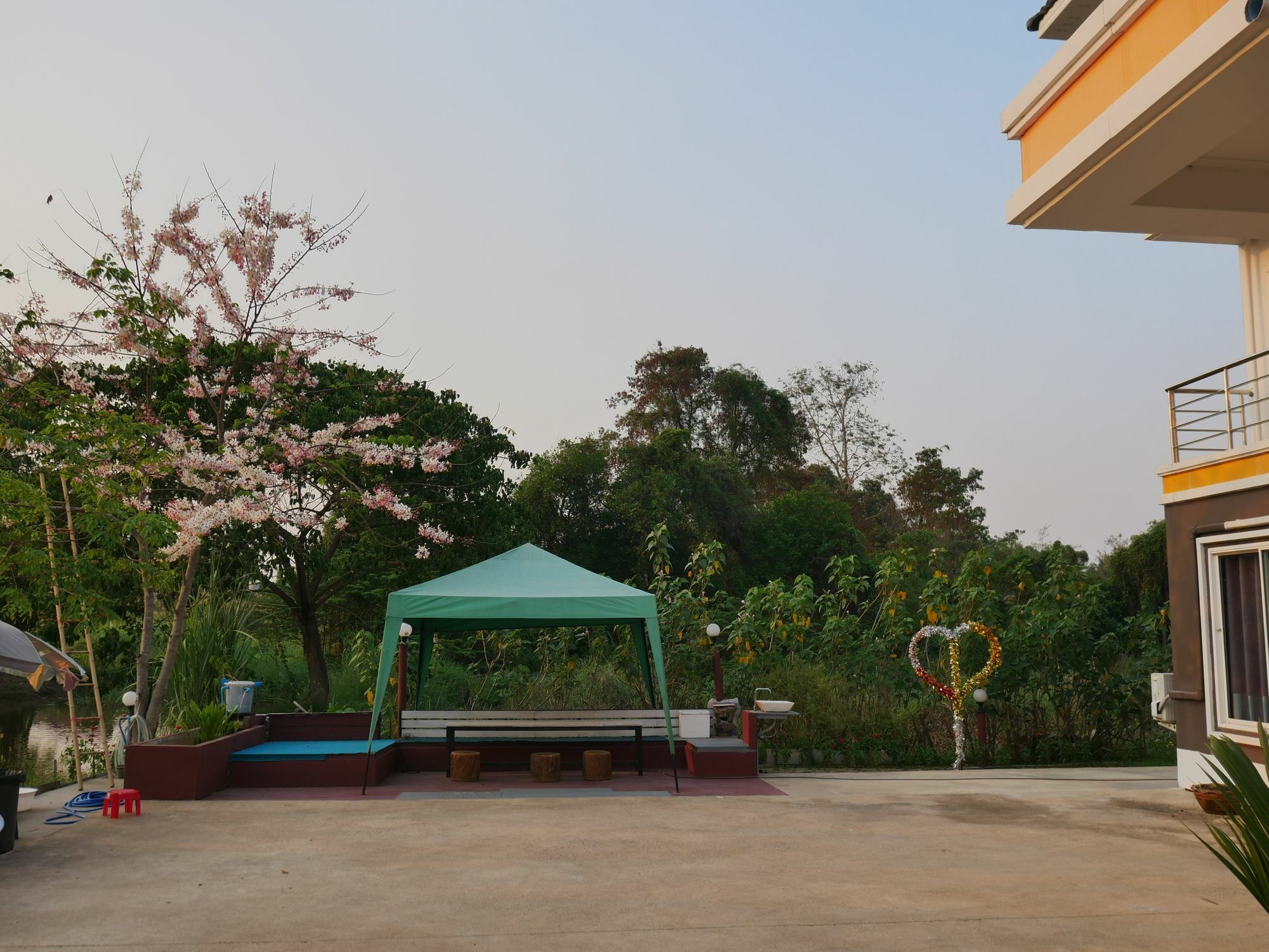 Jumpa Resort Hotel Phitsanulok Eksteriør bilde